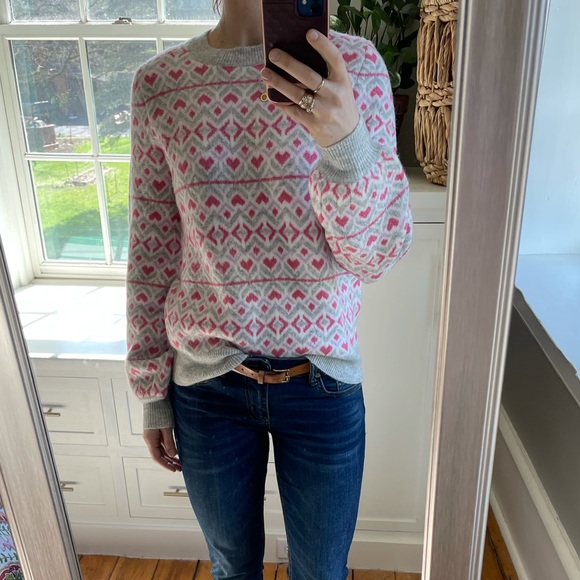 Loft heart sweater. - Picture 4 of 12